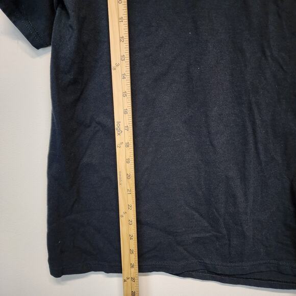 Vintage Graceland Elvis Presley Graphic T-shirt Size M Black Short Sleeve Rock - Picture 5 of 6